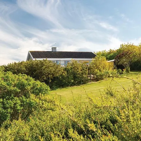 Two-bedroom Holiday In Asnas