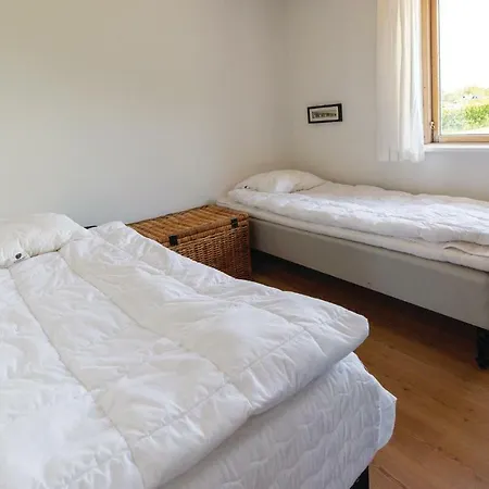 Feriehus Two-bedroom Holiday In Asnas