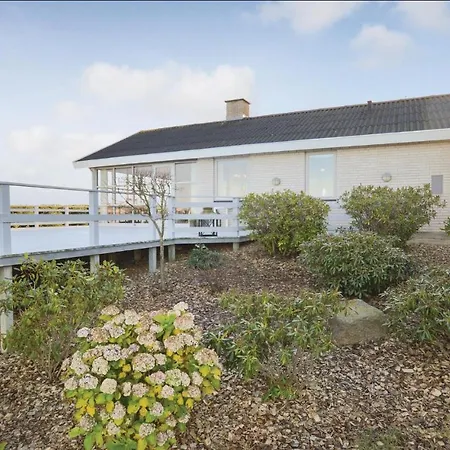 Two-bedroom Holiday In Asnas